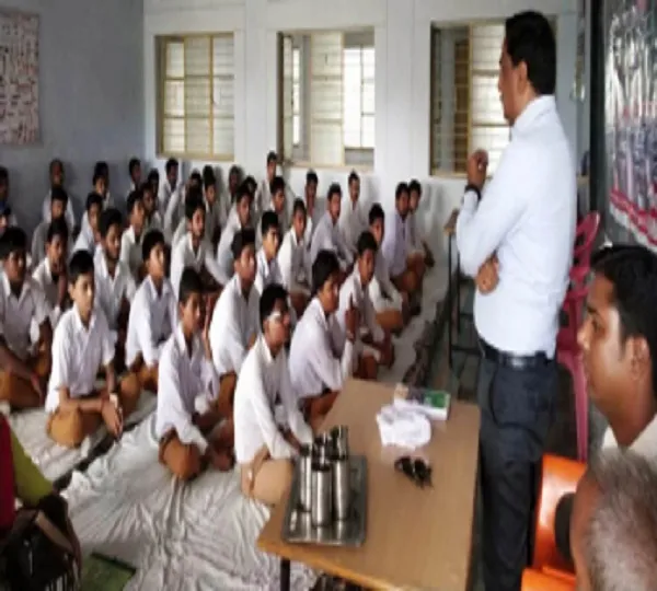 छात्रों को दिया प्राथमिक उपचार का प्रशिक्षण