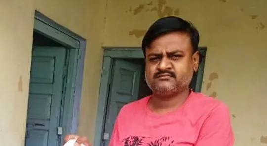 सपा के शिबलू ने जरूरतमंदों में बांटे खाद्यान्न किट