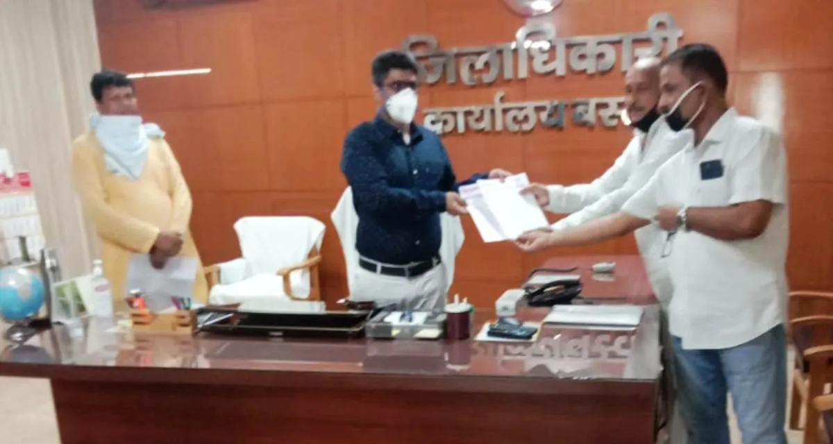 उत्पीड़न के विरोध में कुर्मी क्षत्रिय महासभा ने सौंपा ज्ञापन