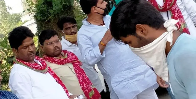 संकट में जारी है सपा अध्यक्ष महेन्द्र का सहयोग अभियान