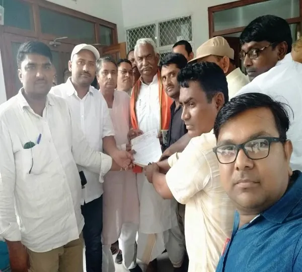 प्रेरणा एप के विरोध में शिक्षकों ने राज्य मंत्री को सौंपा 22 सूत्रीय ज्ञापन