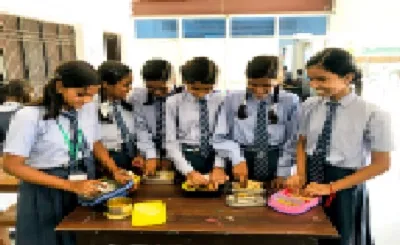 बच्चों को सिखाया- भोजन में होंगे पोषक तत्व, तब हम रहेंगे स्वस्थ