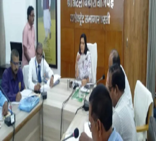 DM Basti का सख्त आदेश, कच्ची शराब का प्रचलन कराएं बंद