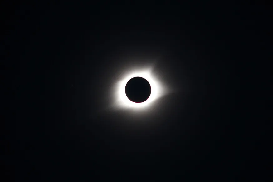 21 जून को सूर्य ग्रहण, जानें क्या है आपके यहां ANNULAR ECLIPSE का समय