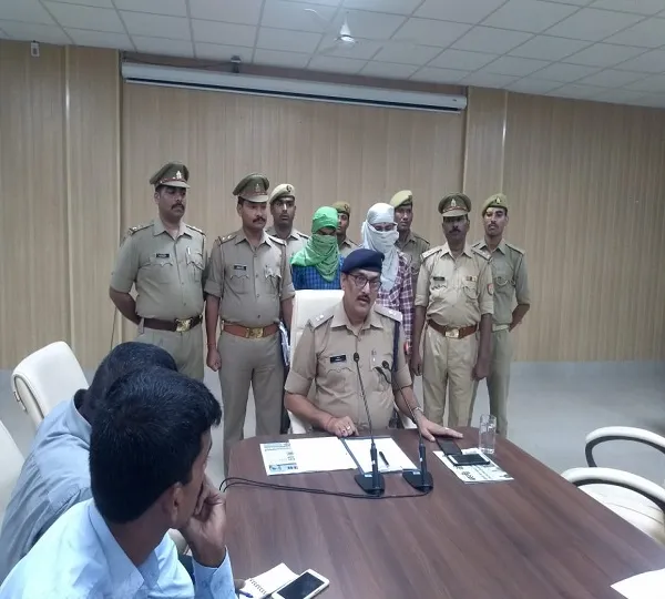 दिन में रेकी कर आधी रात में करते थे चोरी, Basti Police ने किया गिरफ्तार