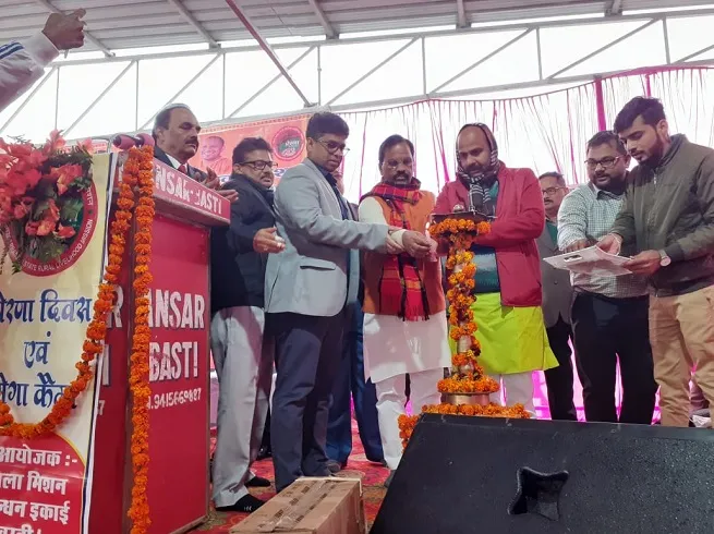 राष्ट्रीय ग्रामीण आजीविका मिशन: महिला स्वयं सहायता समूहों में 4.77 लाख का वितरण