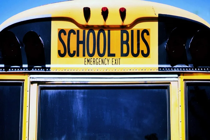 कोरोना काल में निजी विद्यालय संकट में, प्रबंधक, अभिभावक और छात्र पशोपेश में