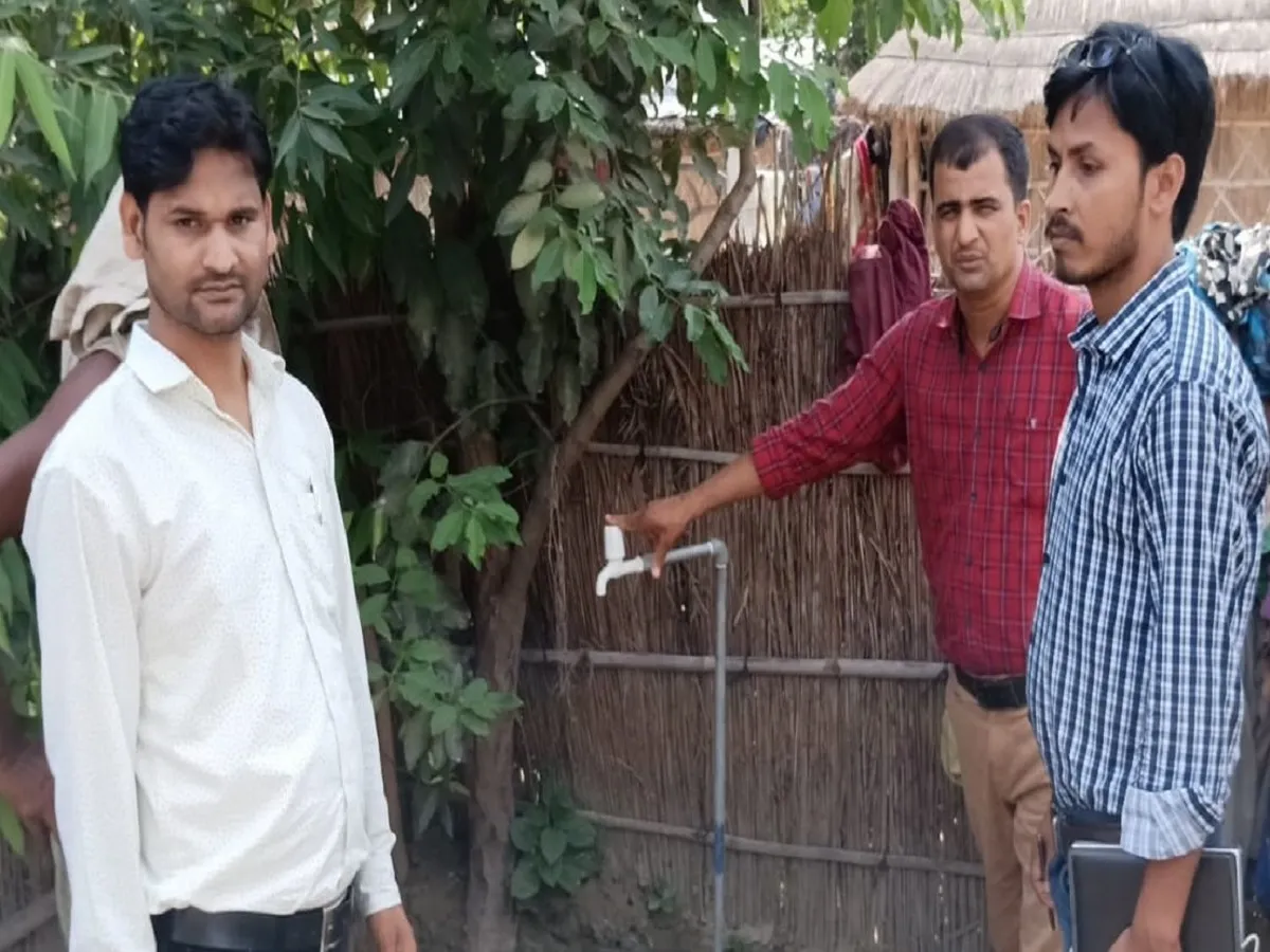 Kushinagar News:  जल जीवन मिशन के कार्यों का किया स्थलीय निरीक्षण