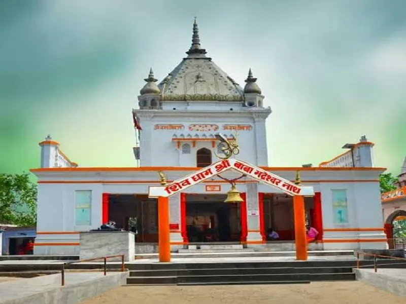 Basti Kanwar Yatra: भद्रेश्वरनाथ मंदिर के लिए प्रशासन का बड़ा फैसला, CCTV से होगी इन चीजों की निगरानी, सुरक्षा के सख्त निर्देश