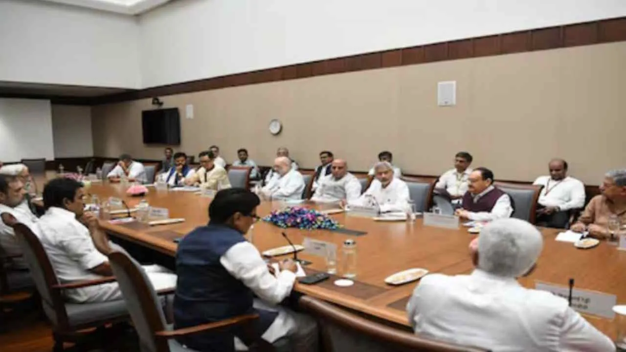 हां हमसे गलती हुई... सर्वदलीय बैठक में केंद्र सरकार ने पहलगाम हमले में सुरक्षा चूक के सवाल पर कहा