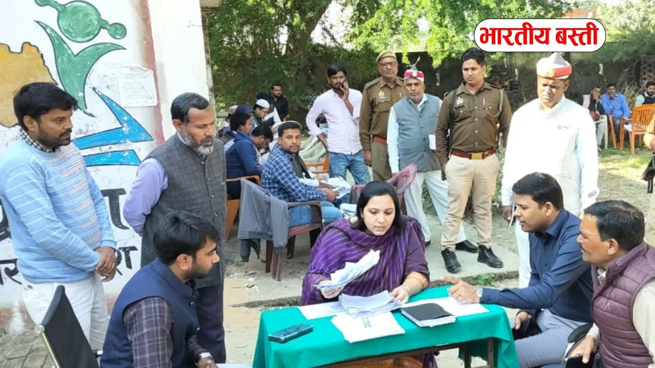 बस्ती में एसआईआर जांच तेज, जिलाधिकारी ने कहा—काम समय पर पूरा करें