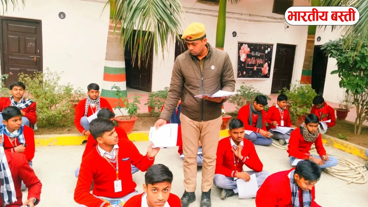 बस्ती: हर्रैया में पुलिस की पहल, स्कूल में साइबर क्राइम एक चुनौती विषय पर निबंध प्रतियोगिता आयोजित