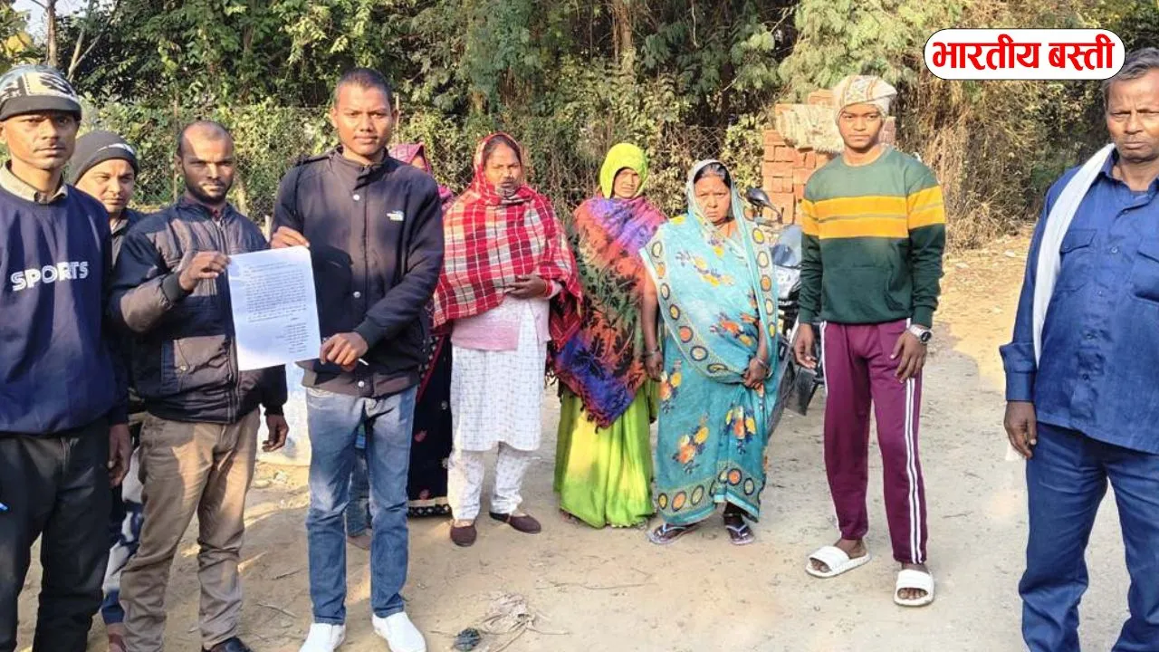 बस्ती के हरिजन आबादी में अतिक्रमण, ग्रामीणों ने उपजिलाधिकारी को लिखी शिकायत