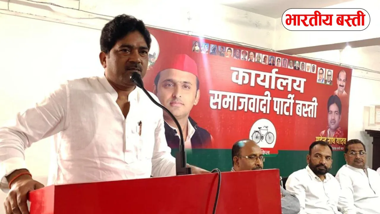 Basti News: समाजवादियों ने जयन्ती पर बाबू शिवदयाल सिंह चौरसिया को किया नमन्