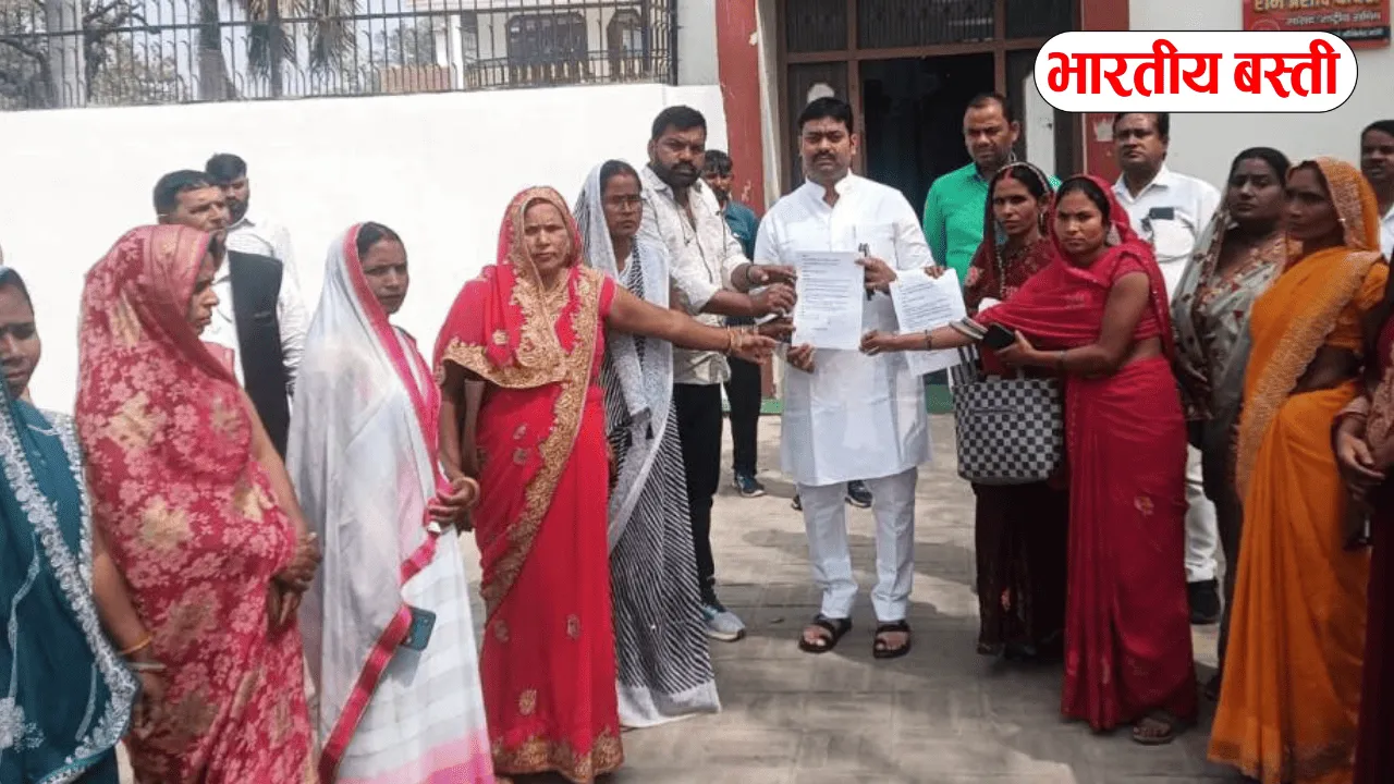 बस्ती में मनरेगा महिला मेटों का प्रदर्शन, CM को भेजा 4 सूत्रीय ज्ञापन – वेतन और मोबाइल की मांग