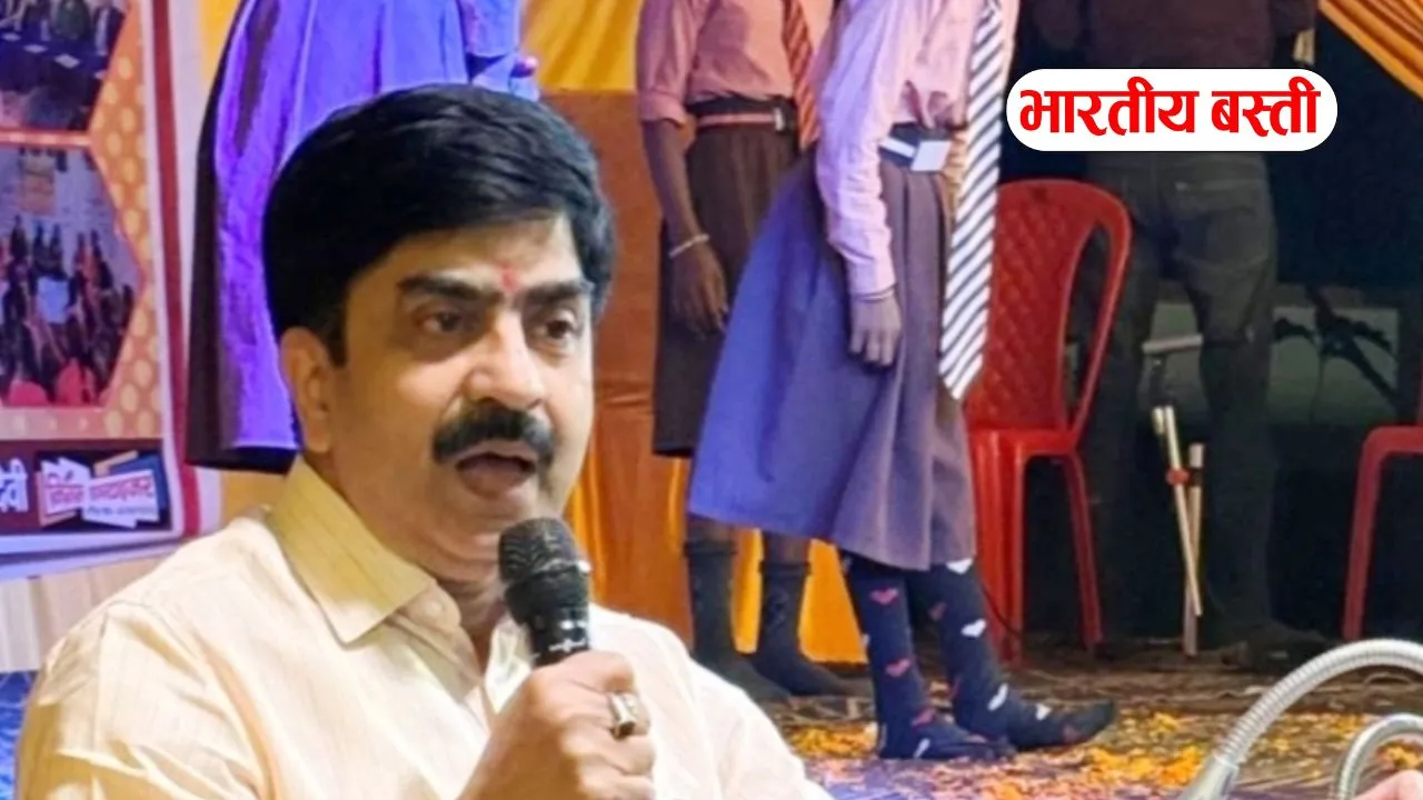 Basti News: वार्षिकोत्सव बच्चों की रचनात्मकता को निखारने का प्रभावी माध्यम - मण्डलायुक्त