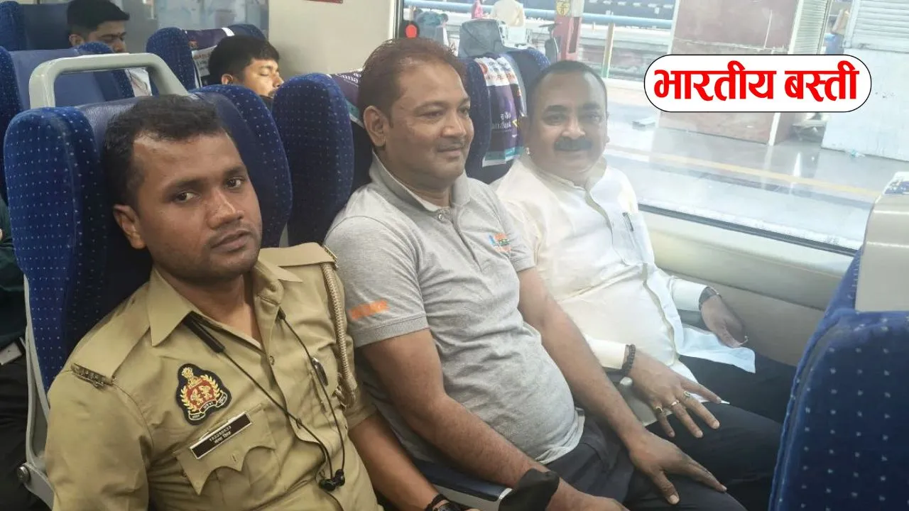 बस्ती से लखनऊ ट्रेन यात्रा कर पूर्व विधायक संजय प्रताप जायसवाल ने दिया संदेश