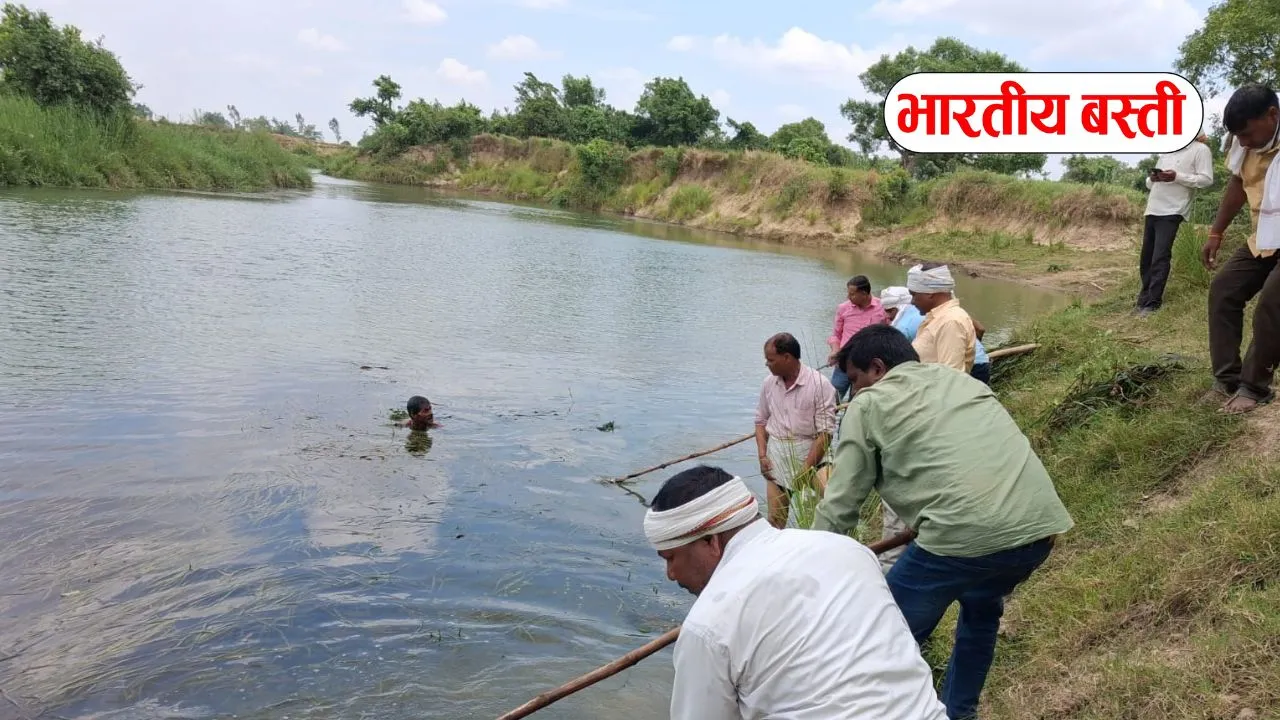 बस्ती में कुवांनो नदी बचाने की मुहिम, प्रशासन और ग्रामीणों ने मिलकर की घाट की सफाई