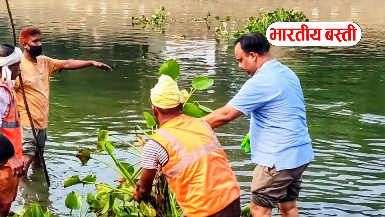 बस्ती में कुंआनो नदी सफाई अभियान, अमहट घाट पर उतरीं नगर पालिका अध्यक्ष नेहा वर्मा