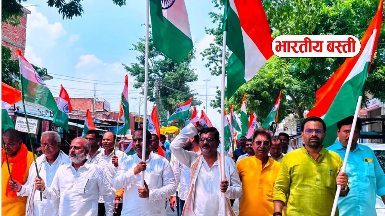 बनकटी में गूंजा ‘भारत माता की जय’, तिरंगा लेकर सड़कों पर उतरे लोग
