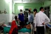 Mathura News: डेंगू ने मचाई खलबली, देर रात डीएम पहुंचे जिला अस्पताल