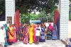 Jaunpur News In Hindi: हत्या के आरोप में हिरासत में लिए गए युवकों के पक्ष में महिलाओं ने किया प्रदर्शन