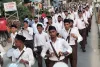 आरएसएस के 100 साल: हर्रैया में कदमताल करते दिखे स्वयंसेवक, भव्य 'पंथ संचलन' पर हुई पुष्पवर्षा, ऋषि ने बताया संघ का ध्येय