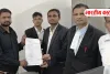 CM योगी के खिलाफ आपत्तिजनक पोस्ट पर भड़के अधिवक्ता, PM को भेजा ज्ञापन