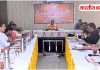 CM योगी ने मिर्जापुर में अधिकारियों को दिए निर्देश, पुराने राजस्व वाद निपटाने का आदेश