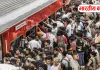 UP में होली के दौरान ट्रेनों में बढ़ी भीड़, यात्रियों को करना पड़ा परेशानी भरा सफर