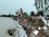 Gonda News: घाघरा नदी का जलस्तर खतरे के निशान से लगभग 42 सेंटीमीटर ऊपर,बंधे को खतरा