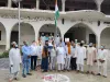 मदरसा हक्कुल इस्लाम मकतब अरबिया में स्वतंत्रता दिवस के मौके पर हुआ ध्वजारोहण