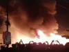 Basti Fire News: दक्षिण दरवाजा के पास कबाड़ की दुकान में लगी भीषण आग, कड़ी मशक्कत के बाद बुझी