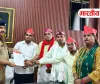 बस्ती में निषाद पार्टी का प्रदर्शन, पुलिस पर अभद्रता और उत्पीड़न के आरोप