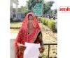 Basti News: बंजर भूमि पर कब्जे का आरोप, रास्ता बंद करने की शिकायत लेकर एसपी पहुंची महिला