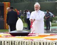 राष्ट्रपति कोविंद, पीएम मोदी ने दी पूर्व प्रधानमंत्री अटल बिहारी वाजपेयी को श्रद्धांजलि
