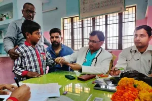 Kendriya Vidyalaya Basti: केन्द्रीय विद्यालय के छात्रों का हुआ निःशुल्क स्वास्थ्य परीक्षण