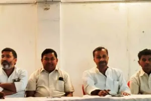 Samajwadi Party News: बस्ती में सपा की मासिक बैठक में बनी निकाय चुनाव की रणनीति