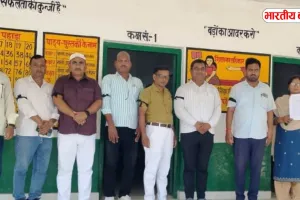 UP: सुप्रीम कोर्ट आदेश के बाद शिक्षकों का गुस्सा, काली पट्टी बांधकर जारी आंदोलन
