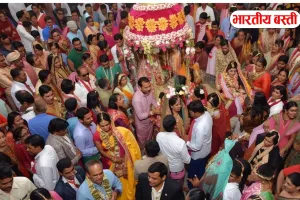 UP में सरकार कराएगी 600 जोड़ों की शादी, मिलेंगे 1 लाख रुपये