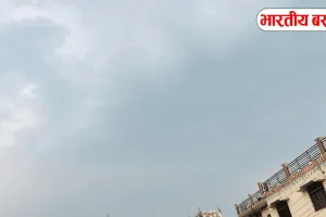 UP Weather Update: कई जिलों में अचानक बदला मौसम, आंधी-बारिश के साथ ओलावृष्टि की चेतावनी