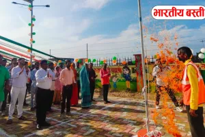 भानपुर नगर पंचायत में सफाईकर्मियों ने फहराया तिरंगा, कीर्ति प्रकाश भारती के फैसले से कर्मचारियों में बढ़ा उत्साह