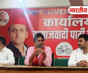 पूर्व सांसद फूलन देवी को सपा ने पुण्यतिथि पर किया याद, बस्ती में हुआ श्रद्धांजलि कार्यक्रम