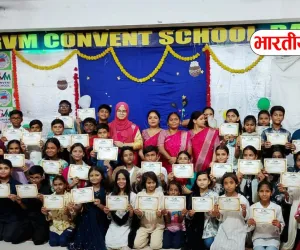 GVM कॉन्वेंट स्कूल में जन्माष्टमी की धूम, राधा-कृष्ण बनकर पहुंचे नन्हे बच्चे; बच्चों ने संभाली टीचर्स की जिम्मेदारी