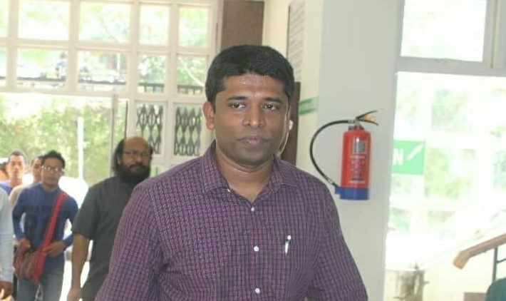 जम्मू-कश्मीर में लगी पाबंदियों से परेशान IAS अधिकारी ने दिया इस्तीफा