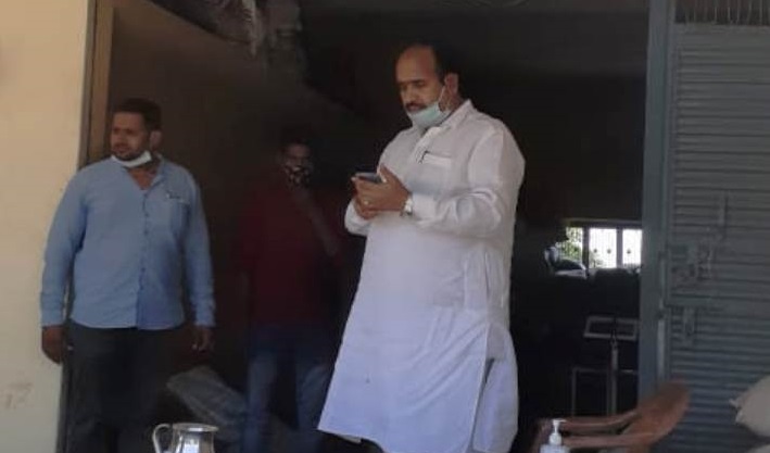 भाजपा नेता दिवाकर ने किया गेहूं क्रय केन्द्रों का औचक निरीक्षण