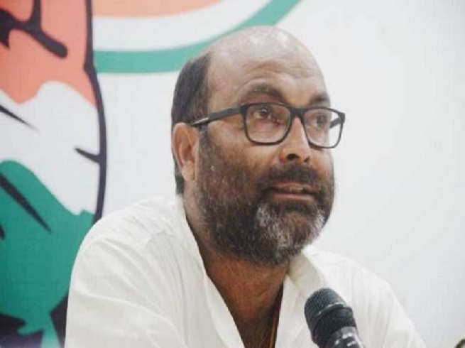 नई प्राथमिक शिक्षक भर्ती के लिए यूपी कांग्रेस प्रदेश अध्यक्ष ने लिखा मुख्यमंत्री को पत्र