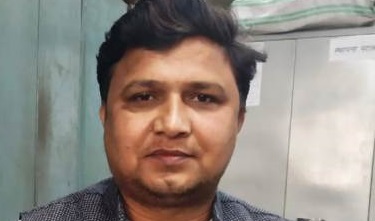 अतुल पाण्डेय प्रकरण में डीएम से मिला कर्मचारी नेताओं का प्रतिनिधि मण्डल