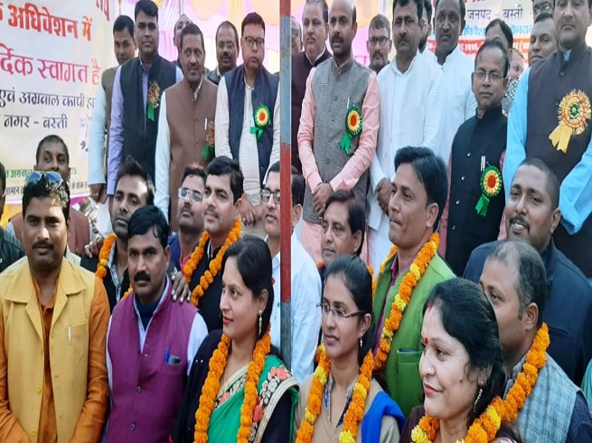 उत्तर प्रदेशीय प्राथमिक शिक्षक संघ का अधिवेशन: बेहतर शिक्षा के लिये प्रभावी पहल करें गुरूजन- हरीश द्विवेदी