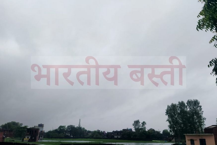 Basti Weather Today: बस्ती में यास तूफान का असर, बारिश ने बढाई सब्जी किसानों की मुश्किलें